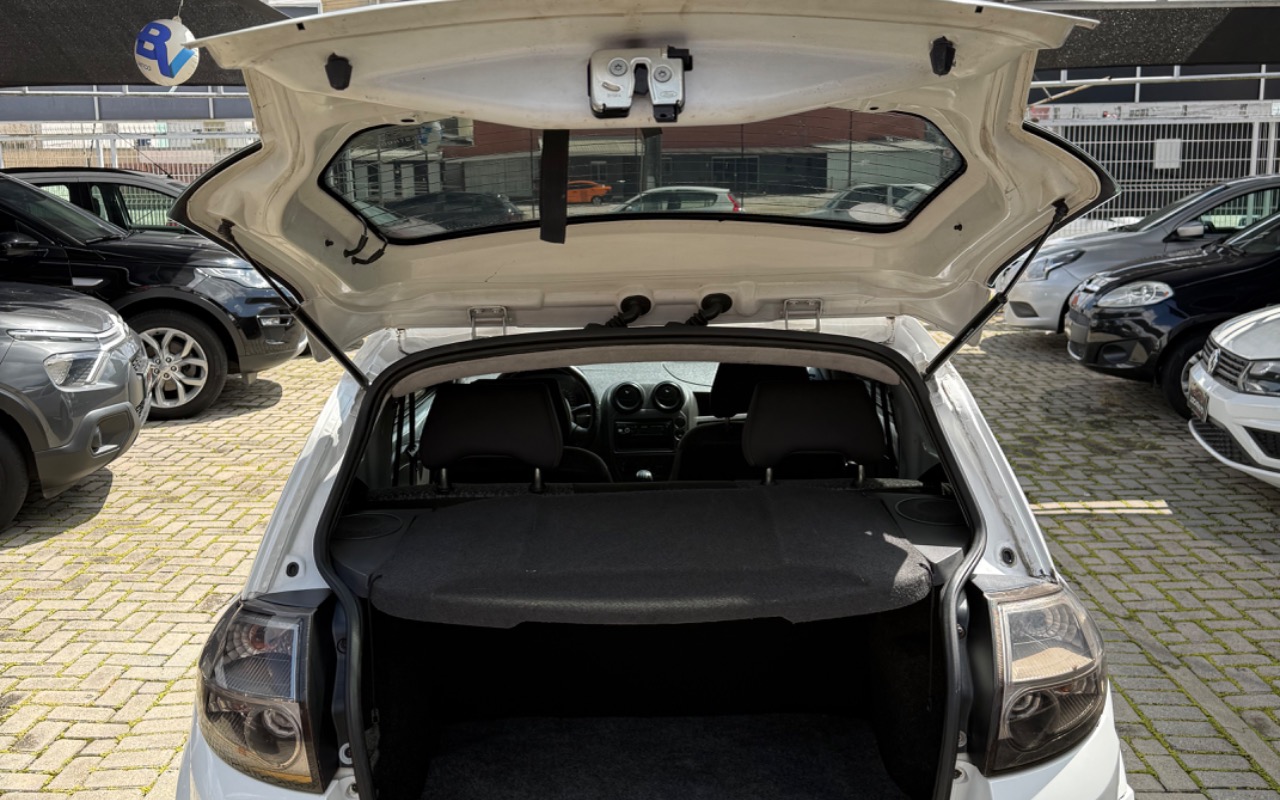 imagem-https://www.socarrao.com.br/sc-vehicle-images-prod/1691641/1779498245053-SU1HXzU1ODguanBlZw.jpeg