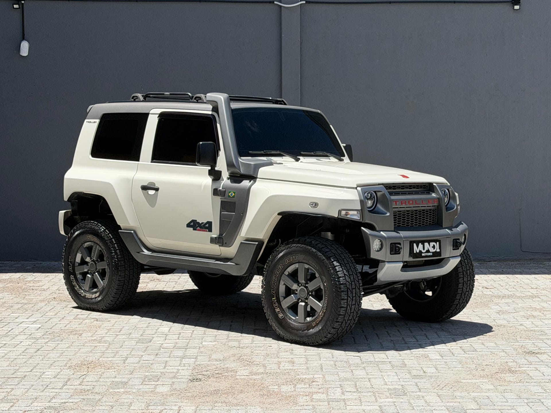 Troller T-4 2016 Branco — foto 1 de 3