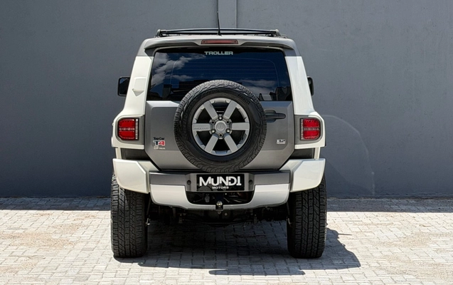 imagem-https://www.socarrao.com.br/sc-vehicle-images-prod/16952/1769988059609-7094151OR_1764343148_33_700.jpg