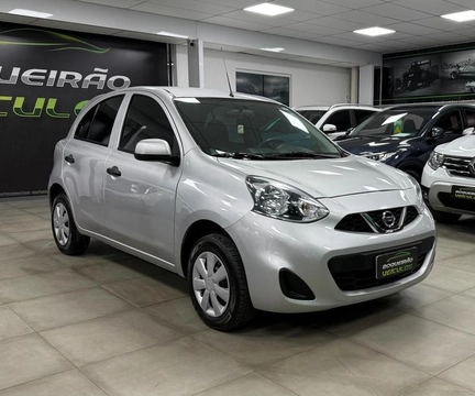 Nissan MARCH 2016 Prata — foto 1 de 3