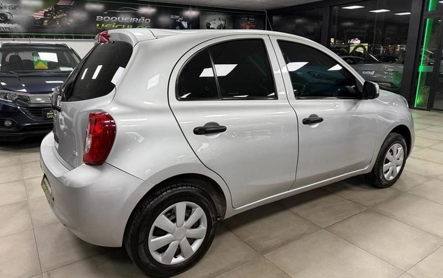 imagem-https://www.socarrao.com.br/sc-vehicle-images-prod/1703378/1788281731803-8067761_5_B_5a1e0b93fd.jpeg