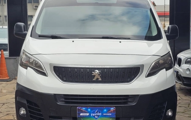 imagem-https://www.socarrao.com.br/sc-vehicle-images-prod/1703580/1779542714276-MzUwOGQyZDYtZDk5Yy00YmJkLTkyMTItZTU1N2JkZWY4OTEwLmpwZw.jpg