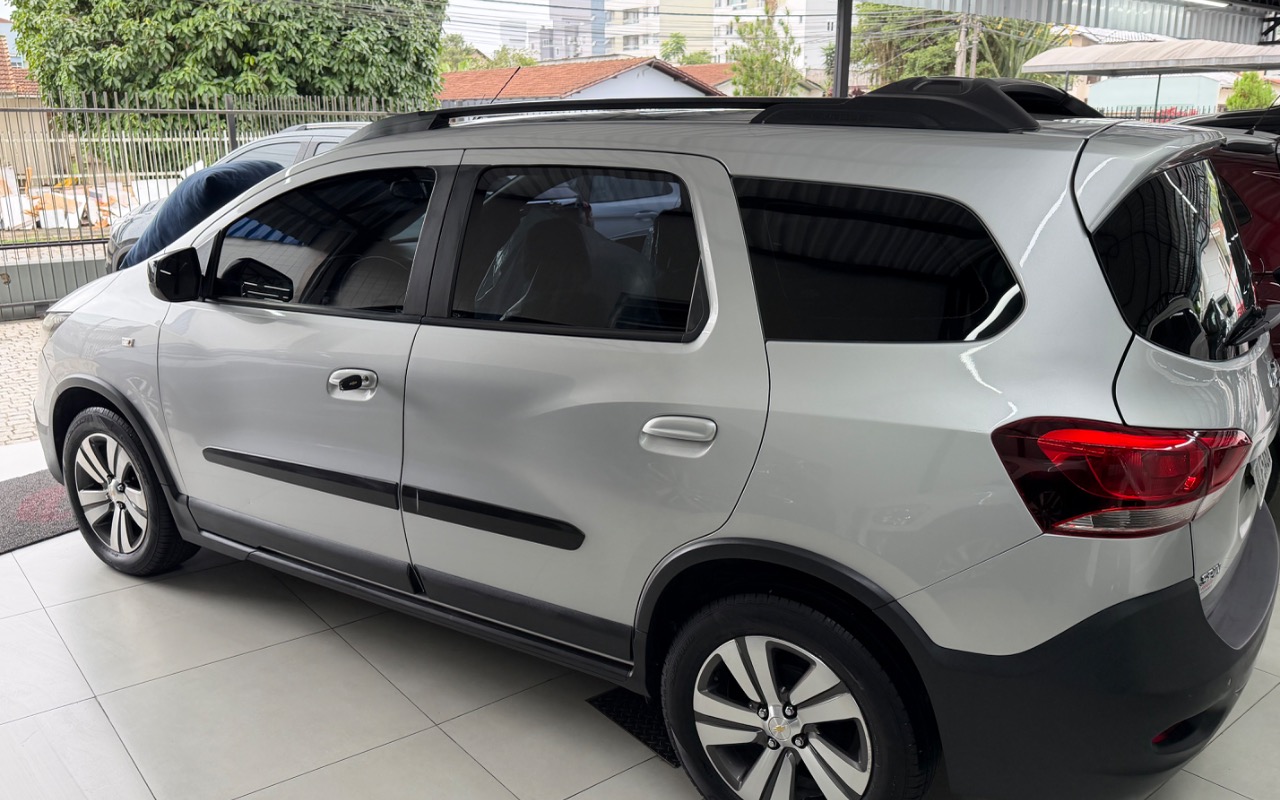 imagem-https://www.socarrao.com.br/sc-vehicle-images-prod/1703613/1779543207634-SU1HXzcwMDcuanBlZw.jpeg