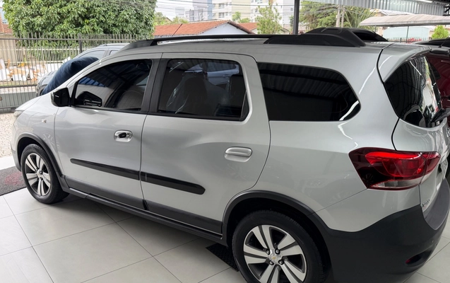 imagem-https://www.socarrao.com.br/sc-vehicle-images-prod/1703613/1779543207634-SU1HXzcwMDcuanBlZw.jpeg