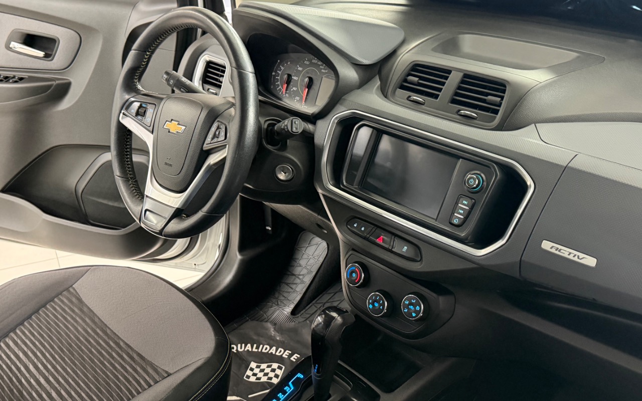 imagem-https://www.socarrao.com.br/sc-vehicle-images-prod/1703613/1779543207721-SU1HXzcwMDkuanBlZw.jpeg
