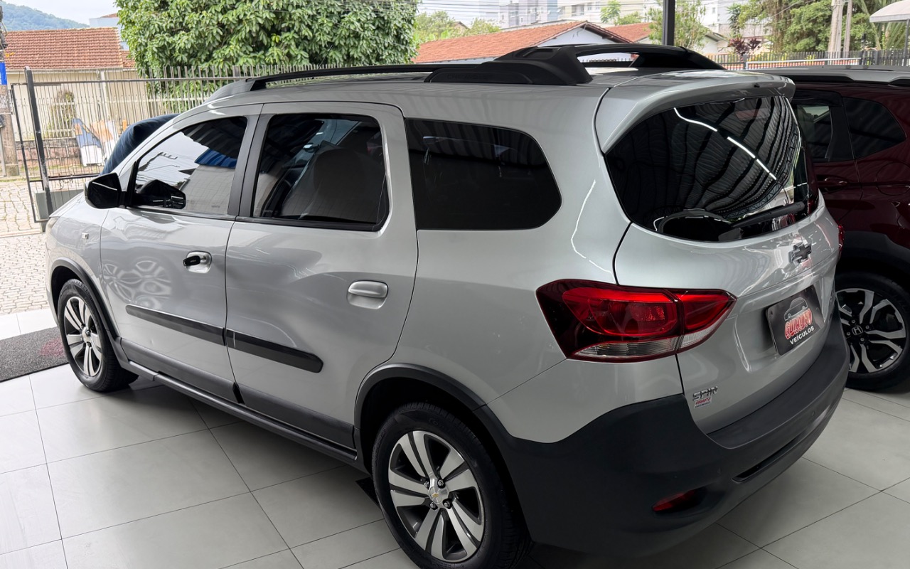 imagem-https://www.socarrao.com.br/sc-vehicle-images-prod/1703613/1779543207832-SU1HXzcwMTIuanBlZw.jpeg