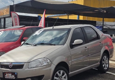 Fiat Siena 2014 Prata — foto 1 de 3