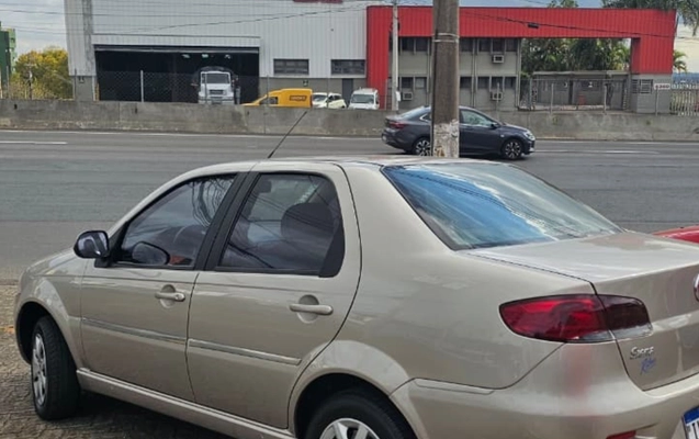imagem-https://www.socarrao.com.br/sc-vehicle-images-prod/1703791/1779546166144-ZWRjNzUzZDEtNGZmZC00NWE1LTlhZTMtNzdlYTFhM2IxMDRiLmpwZw.jpg