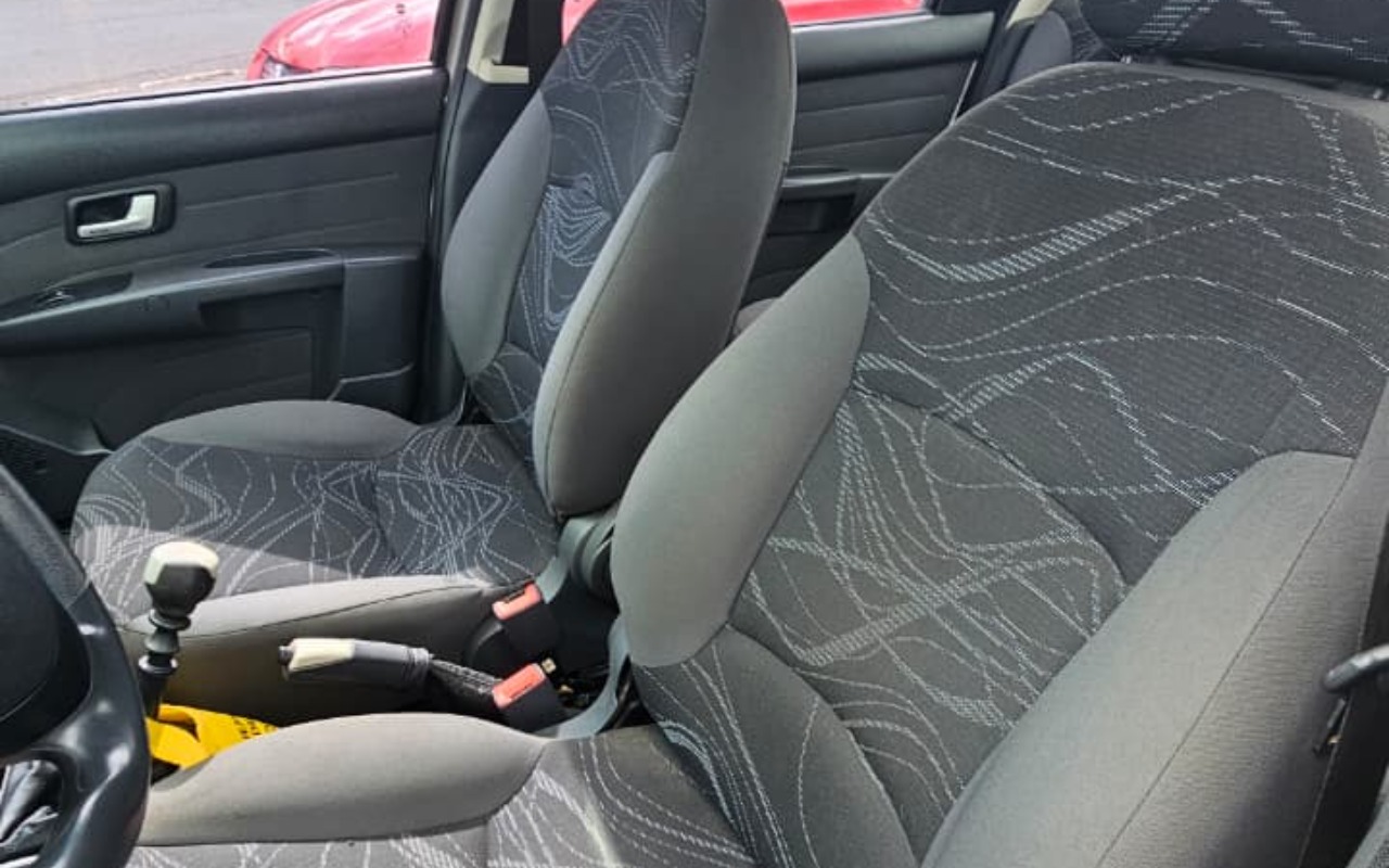 imagem-https://www.socarrao.com.br/sc-vehicle-images-prod/1703791/1779546166472-MDYyOWY3ZTEtMzVmYy00ZWFiLWE3ZWUtODA5ODY1MTk2ZGMxLmpwZw.jpg