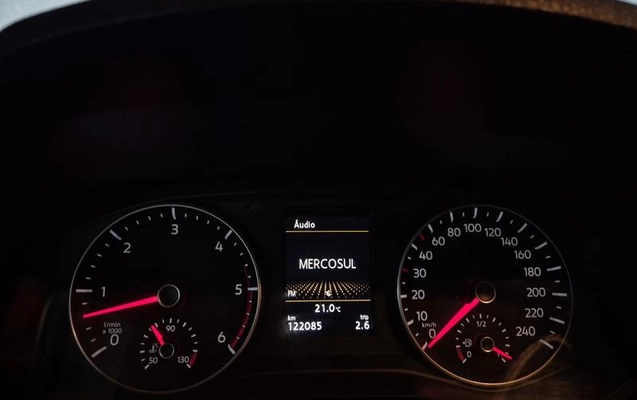imagem-https://www.socarrao.com.br/sc-vehicle-images-prod/1703811/1786472367411-8112569_5_B_a27d2e4450.jpeg