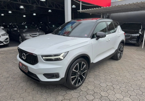 Volvo XC40 2020 Branco — foto 1 de 3