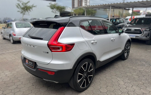imagem-https://www.socarrao.com.br/sc-vehicle-images-prod/1703832/1788976930861-30a44b23-7cc2-4cb0-ac0e-ba8d398d4ff1.jpg