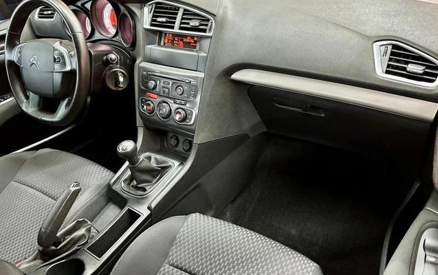 imagem-https://www.socarrao.com.br/sc-vehicle-images-prod/1703901/1792089519904-8088213_2_B_a5665b9ac3.jpeg