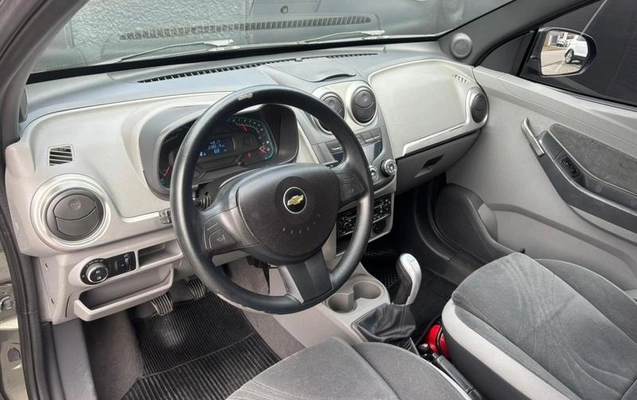 imagem-https://www.socarrao.com.br/sc-vehicle-images-prod/1703947/1786135173635-8117102_1_B_e4a9417d3b.jpeg