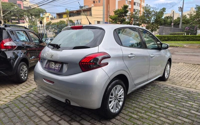 imagem-https://www.socarrao.com.br/sc-vehicle-images-prod/1704203/1785951292069-8116614_6_B_19cec2d69a.jpeg