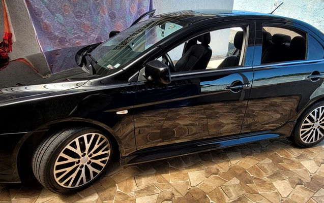 imagem-https://www.socarrao.com.br/sc-vehicle-images-prod/1704318/1781724388822-MjAyMzA5MjFfMTIyMDI1LmpwZw.jpg