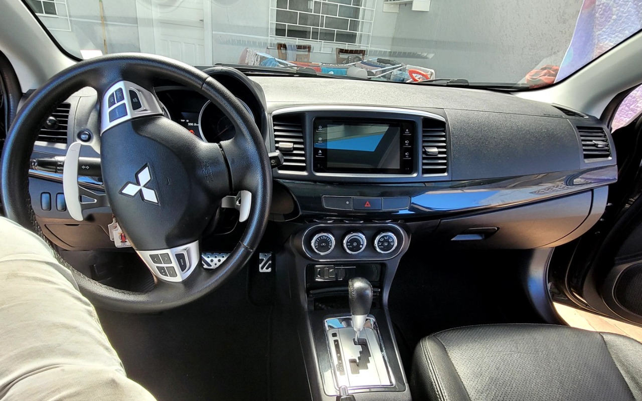 imagem-https://www.socarrao.com.br/sc-vehicle-images-prod/1704318/1781724389525-MjAyMzA5MjFfMTIyMTQwLmpwZw.jpg
