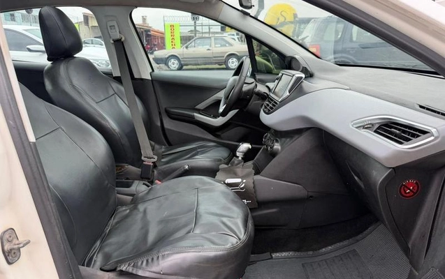 imagem-https://www.socarrao.com.br/sc-vehicle-images-prod/1704404/1779556241521-7994326_8_B_cf06dd3eae.jpeg