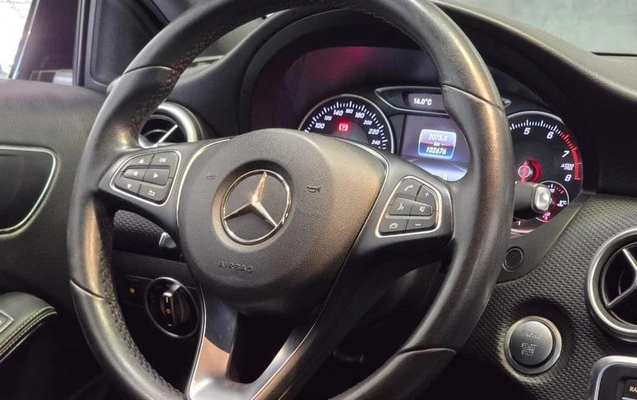 imagem-https://www.socarrao.com.br/sc-vehicle-images-prod/1704491/1790701080825-7576918_23_B_36a36717bb.jpeg