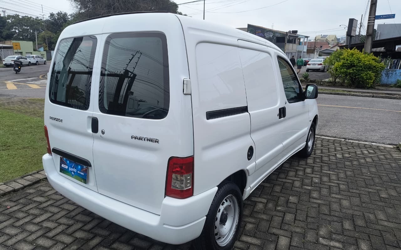 imagem-https://www.socarrao.com.br/sc-vehicle-images-prod/1704524/1779558348546-V2hhdHNBcHAgSW1hZ2UgMjAyNi0wNS0yMyBhdCAxMS4zMi4zMSAoMSkuanBlZw.jpeg