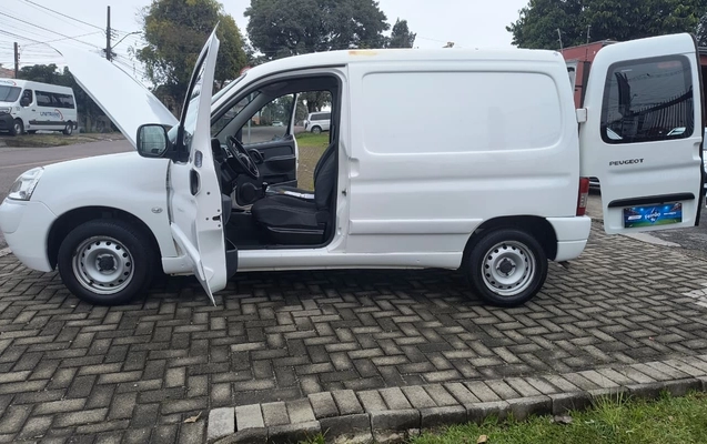 imagem-https://www.socarrao.com.br/sc-vehicle-images-prod/1704524/1779558349254-V2hhdHNBcHAgSW1hZ2UgMjAyNi0wNS0yMyBhdCAxMS4zMi4zNiAoMSkuanBlZw.jpeg