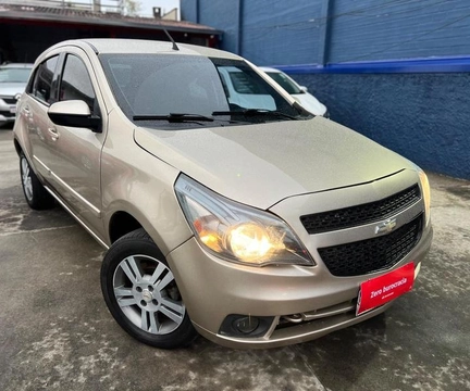 Chevrolet Agile 2013 Bege — foto 1 de 3