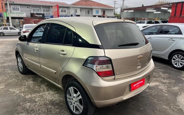 imagem-https://www.socarrao.com.br/sc-vehicle-images-prod/1704660/1788381758304-8117870_7_B_f41eb0d928.jpeg