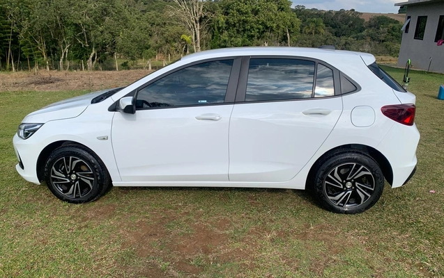 imagem-https://www.socarrao.com.br/sc-vehicle-images-prod/1704860/1779566193517-OS5qcGVn.jpeg