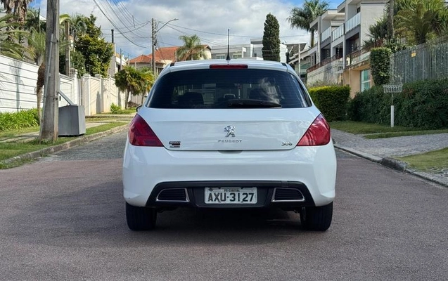 imagem-https://www.socarrao.com.br/sc-vehicle-images-prod/1705351/1788962880511-8118159_11_B_413c6fa00e.jpeg