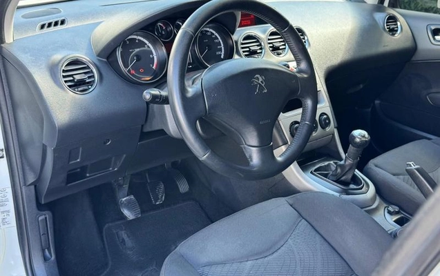 imagem-https://www.socarrao.com.br/sc-vehicle-images-prod/1705351/1788962880515-8118159_7_B_fc7e8f842c.jpeg