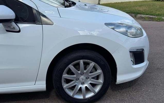 imagem-https://www.socarrao.com.br/sc-vehicle-images-prod/1705351/1788962880542-8118159_9_B_6dd5f9caef.jpeg