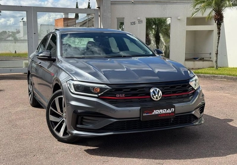 Volkswagen Jetta 2021 Cinza — foto 1 de 3