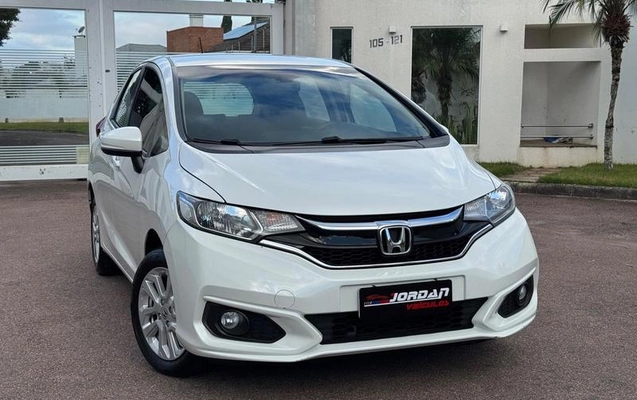 imagem-https://www.socarrao.com.br/sc-vehicle-images-prod/1705387/1788960057265-8118167_16_B_13eb8740a1.jpeg