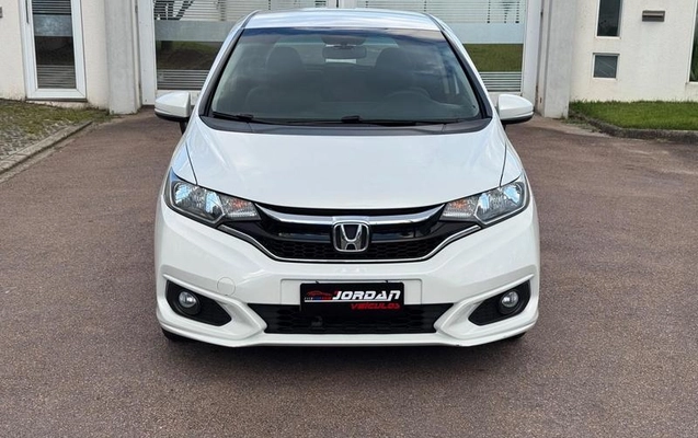 imagem-https://www.socarrao.com.br/sc-vehicle-images-prod/1705387/1788960057271-8118167_17_B_4398a75ef1.jpeg
