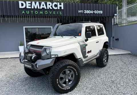 Troller T-4 2016 Branco — foto 1 de 3