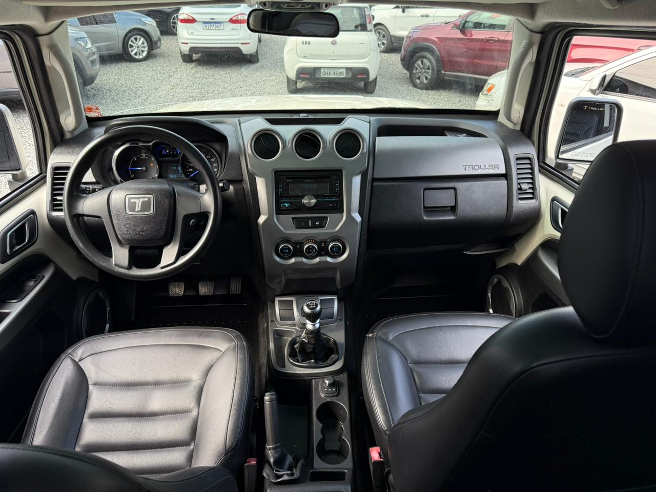 imagem-https://www.socarrao.com.br/sc-vehicle-images-prod/17133/1769988060580-7184469OR_1766516948_24_910.jpg
