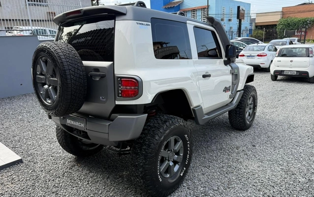 imagem-https://www.socarrao.com.br/sc-vehicle-images-prod/17133/1769988060580-7184469OR_1766516949_68_750.jpg