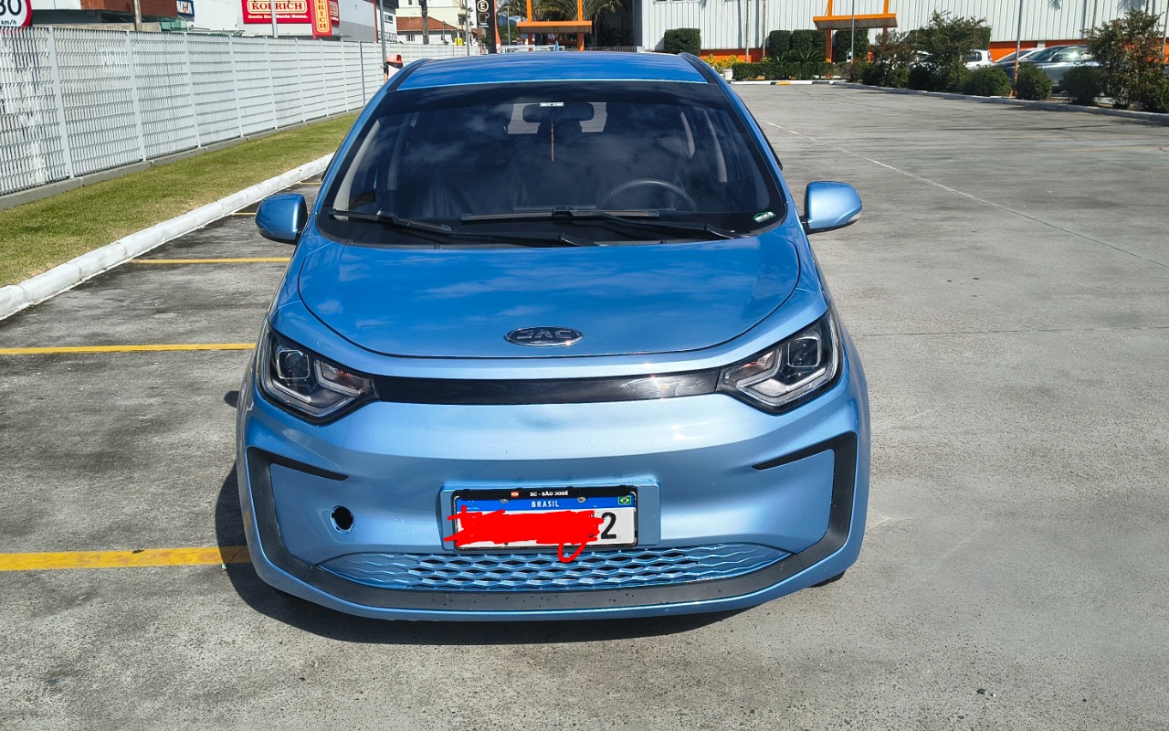 Jac E-JS1 2023 Azul — foto 1 de 3