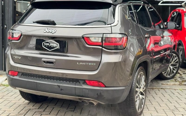 imagem-https://www.socarrao.com.br/sc-vehicle-images-prod/1721879/1781019303289-8116376_1_B_5c59b86314.jpeg