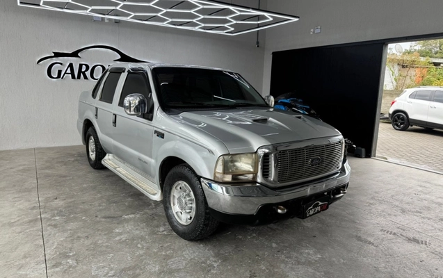 imagem-https://www.socarrao.com.br/sc-vehicle-images-prod/1721933/1779712606070-NzA1NzU3Njg3XzE4NDM5NjY0MjU0MTQzMDE1XzYzMDA5NTExNDc5NjgwNjA0NDJfbi5qcGc.jpg