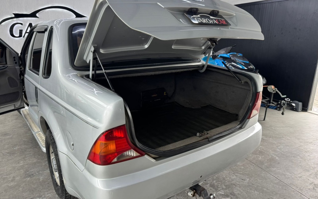 imagem-https://www.socarrao.com.br/sc-vehicle-images-prod/1721933/1779712606587-NzA1OTg4ODE0XzE4NDM5NjY0MzM1MTQzMDE1XzUyNzE2MzEwNjc4MDQyMTM1Nzhfbi5qcGc.jpg