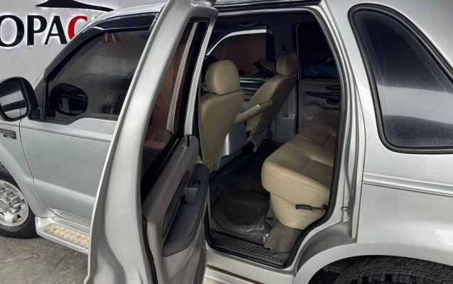 imagem-https://www.socarrao.com.br/sc-vehicle-images-prod/1721933/1779712607036-NzA3NjU2MjU5XzE4NDM5NjY0MjA5MTQzMDE1XzkwNzk1Njg5NzIwNDY0MTQ0OTJfbi5qcGc.jpg