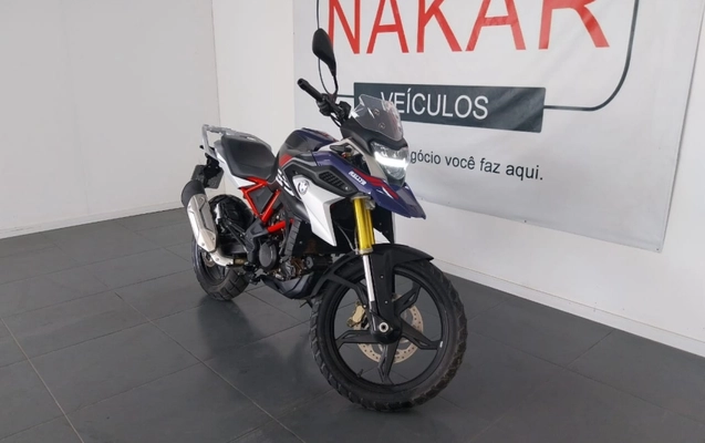 imagem-https://www.socarrao.com.br/sc-vehicle-images-prod/1722001/1784222979498-jHCBZjh7ywQ97QiQ88W2x1n7geA0xWIu.jpg