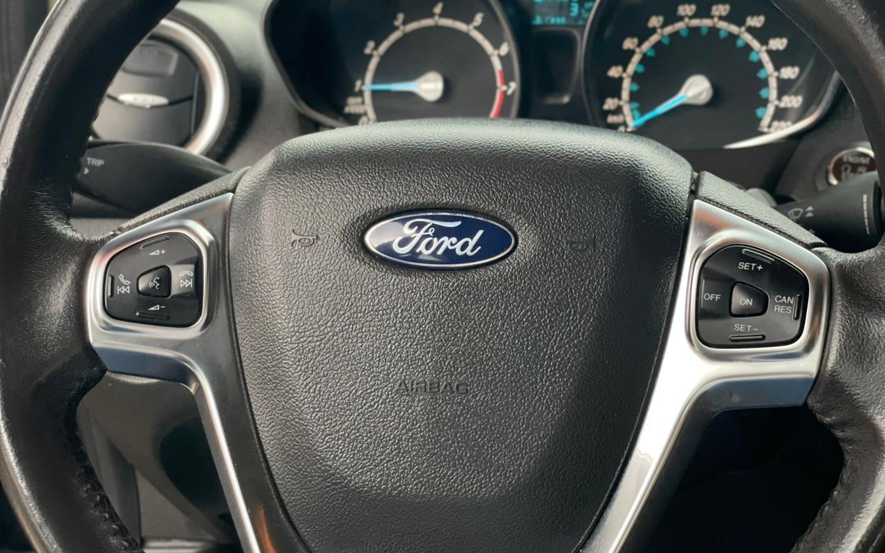 imagem-https://www.socarrao.com.br/sc-vehicle-images-prod/1723527/1779716566084-V2hhdHNBcHAgSW1hZ2UgMjAyNi0wNS0yMyBhdCAxNy40Ny40OCAoMSkuanBlZw.jpeg