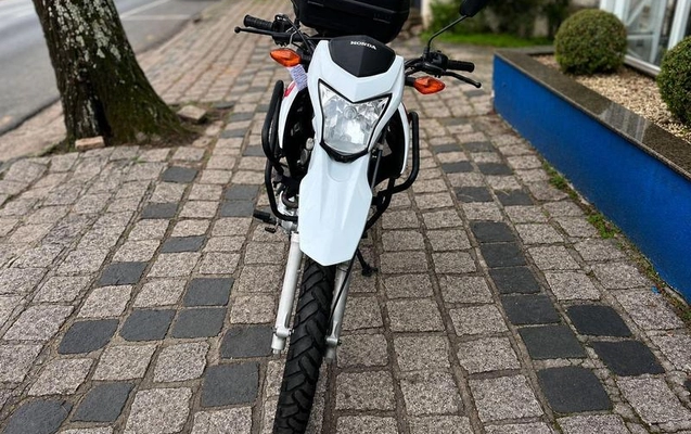 imagem-https://www.socarrao.com.br/sc-vehicle-images-prod/1723925/1787081794156-8053965_0_B_8263af0ae9.jpeg
