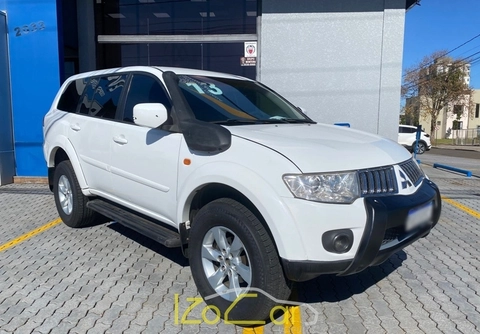 Mitsubishi Pajero 2013 Branco — foto 1 de 3