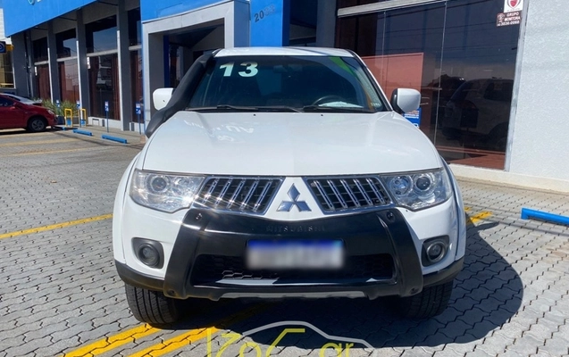 imagem-https://www.socarrao.com.br/sc-vehicle-images-prod/1723937/1782324019950-VvNuSCkeh7aKTwDIUD5V5Z9LjduEfoMr.jpg