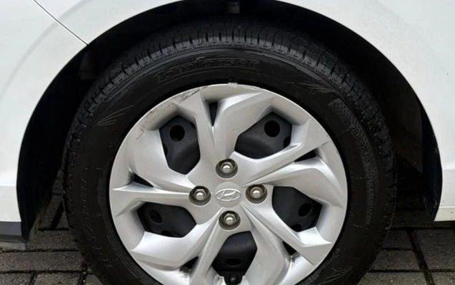 imagem-https://www.socarrao.com.br/sc-vehicle-images-prod/1724908/1779718975652-ODExNjEwMF8wX0JfNDAwNGVkNzEwMy5qcGVn.jpeg