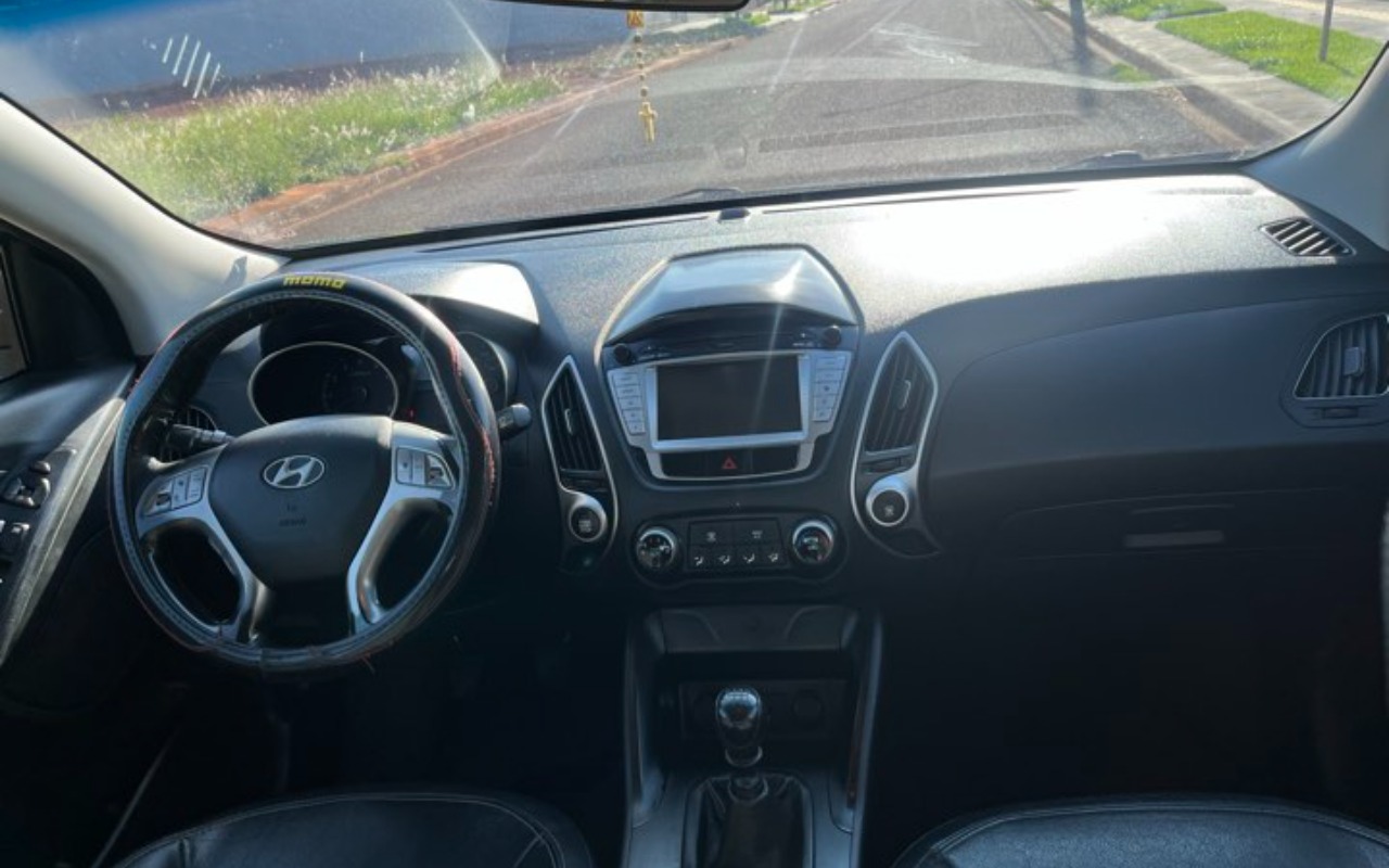 imagem-https://www.socarrao.com.br/sc-vehicle-images-prod/1725106/1779719619432-N2E4YWE3ZWMtNzgwOC00MTg5LWFiZjctZmNiMjE4OWY4ZDAxLmpwZw.jpg