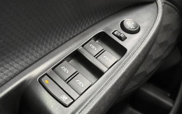 imagem-https://www.socarrao.com.br/sc-vehicle-images-prod/1725397/1779719828338-ODExNDEzNF8xMF9CXzZlMzhjNjMyNjcuanBlZw.jpeg